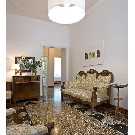 Albaro 2* Genua